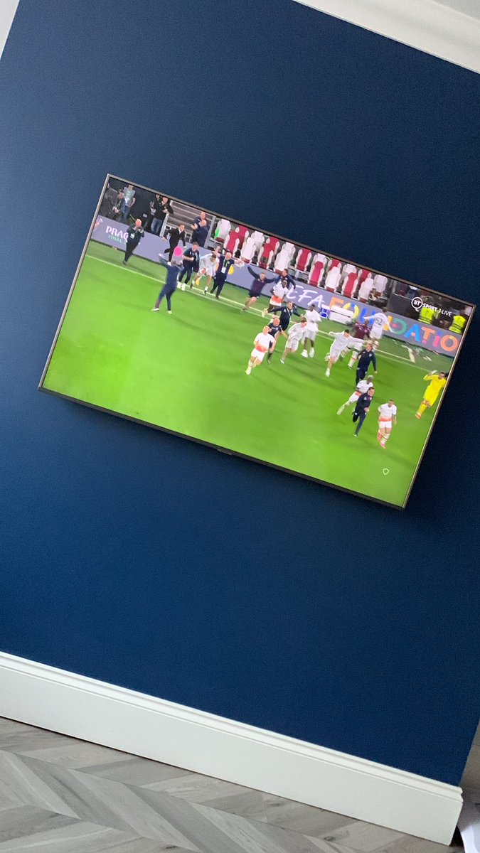 Drinking it all in again!! ⚒