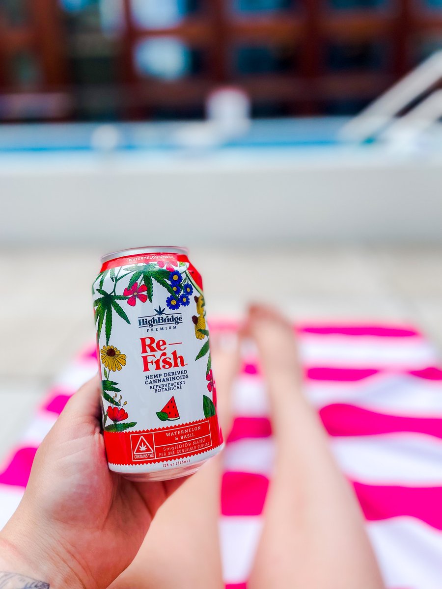 Sometimes, a simple #sip can transport you to a world of #relaxation and #tranquility.
.
#ReFrsh #cannabisinfused #seltzertime #poolsidevibes #refreshingmoments #sipandunwind #sunnydays #vibes #mood #poolsideparadise #summersips #cannabiscommunity #wellnessjourney #drinks