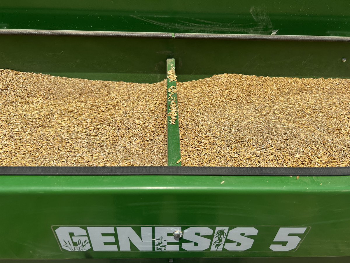PremiumPlots's tweet photo. Plantin’ Pasture!!! #foodplots #Genesisnotill #pasture https://t.co/24HeyPcdMQ