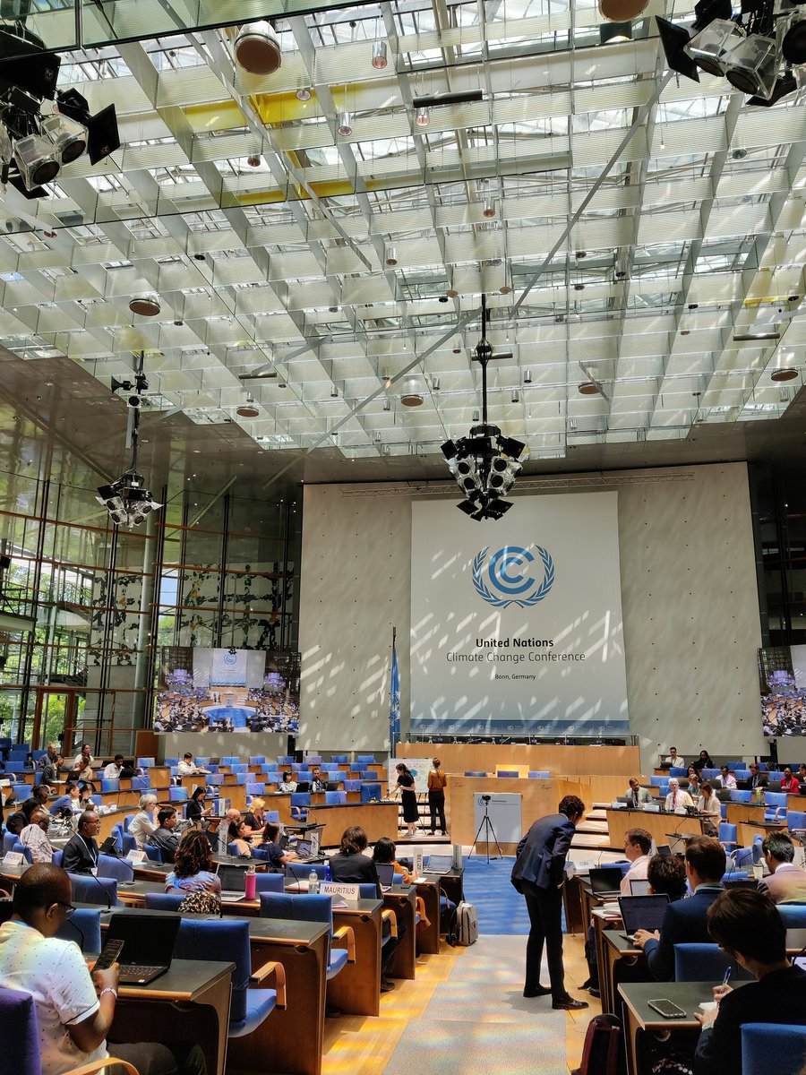 wietseslob's tweet image. As a EU Climate Pact Ambassador, it is insightful to be part of the June climate conference in Bonn.

Today, I also witnessed the great work of @stephaniesaloli &amp;amp; @hazelahurley, who are graphically recording the Global Stocktake roundtables. 

#SB58 #GST #EuropeanClimatePact