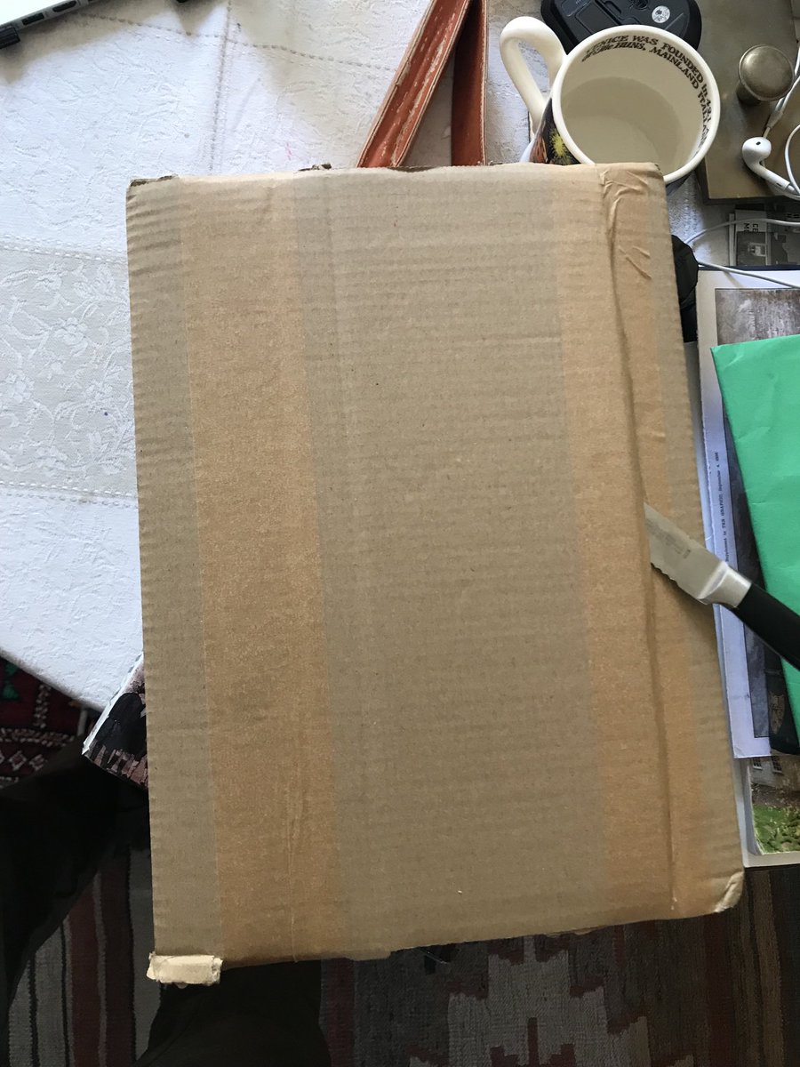 boys_nicholas's tweet image. Coming to a bookshop near you soon! Just when you thought it was safe to get back in the book shops, here comes #NoFreeParking The paperback! Obviously please tell all your friends and family to buy 10 each😉 amazon.co.uk/gp/aw/d/178946…