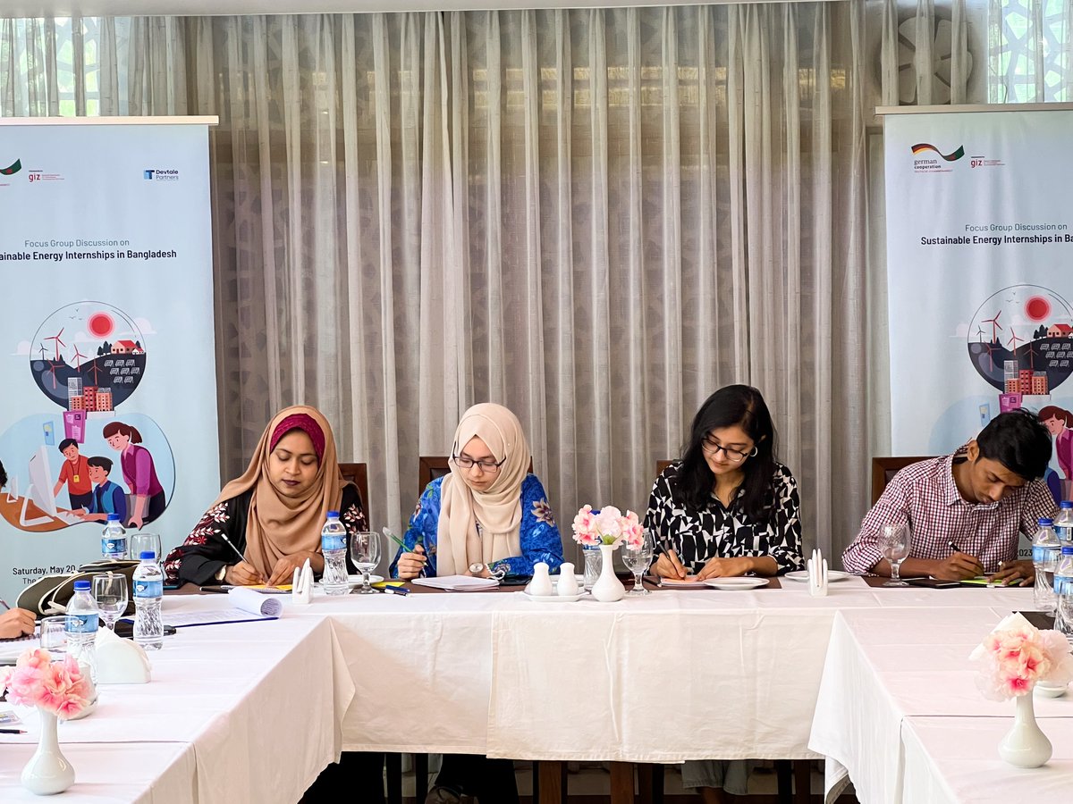 DevtalePartners's tweet photo. Devtale Partners on behalf of #GIZ Bangladesh organised a Focused Group Discussion with the young professionals in the energy sector on Saturday, 20 May, 2023 at Gulshan, Dhaka.

#DT #GIZ #devtale #sustainableenergy #JobsInRe #greenjobs #Bangladesh https://t.co/5pXKcGy9VU