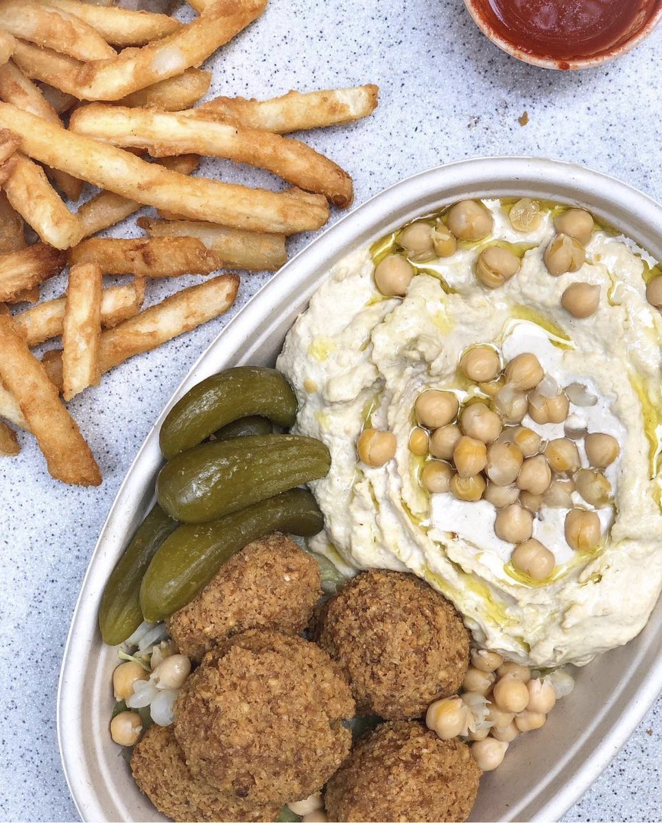 Wait.. no one told you there are food trucks with healthy options?! <a href="/MoshesFalafel/">Moshes Falafel</a> is not only kosher &amp; vegan, but incredibly delicious too. Don’t knock falafel til you try it 🌱