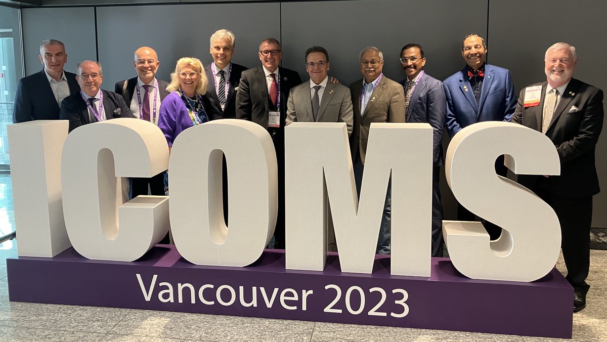 IAOMS's tweet photo. The leaders of IAOMS and the EACMFS together at #icoms2023! #eacmfs #iaoms #aaoms #omfs https://t.co/9Jpz3GBJJu
