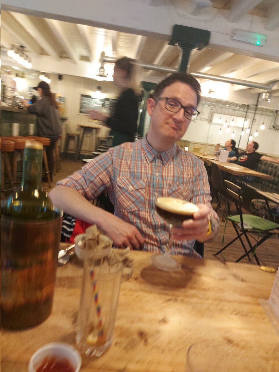 OfficialTeamBBs's tweet photo. Gutted. My fav bar in the Mills is closing down π. They staff are beautiful folk and are ace with MB. One month left to enjoy it #ShrubClub
#NewMills #Gutted https://t.co/yo8KqAPefn
