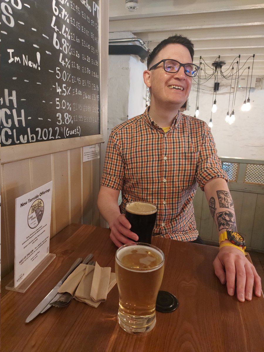 OfficialTeamBBs's tweet photo. Gutted. My fav bar in the Mills is closing down π. They staff are beautiful folk and are ace with MB. One month left to enjoy it #ShrubClub
#NewMills #Gutted https://t.co/yo8KqAPefn