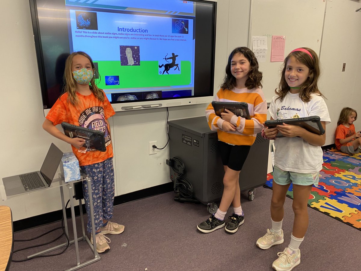 The three mosqueters teaching the class about technology!
