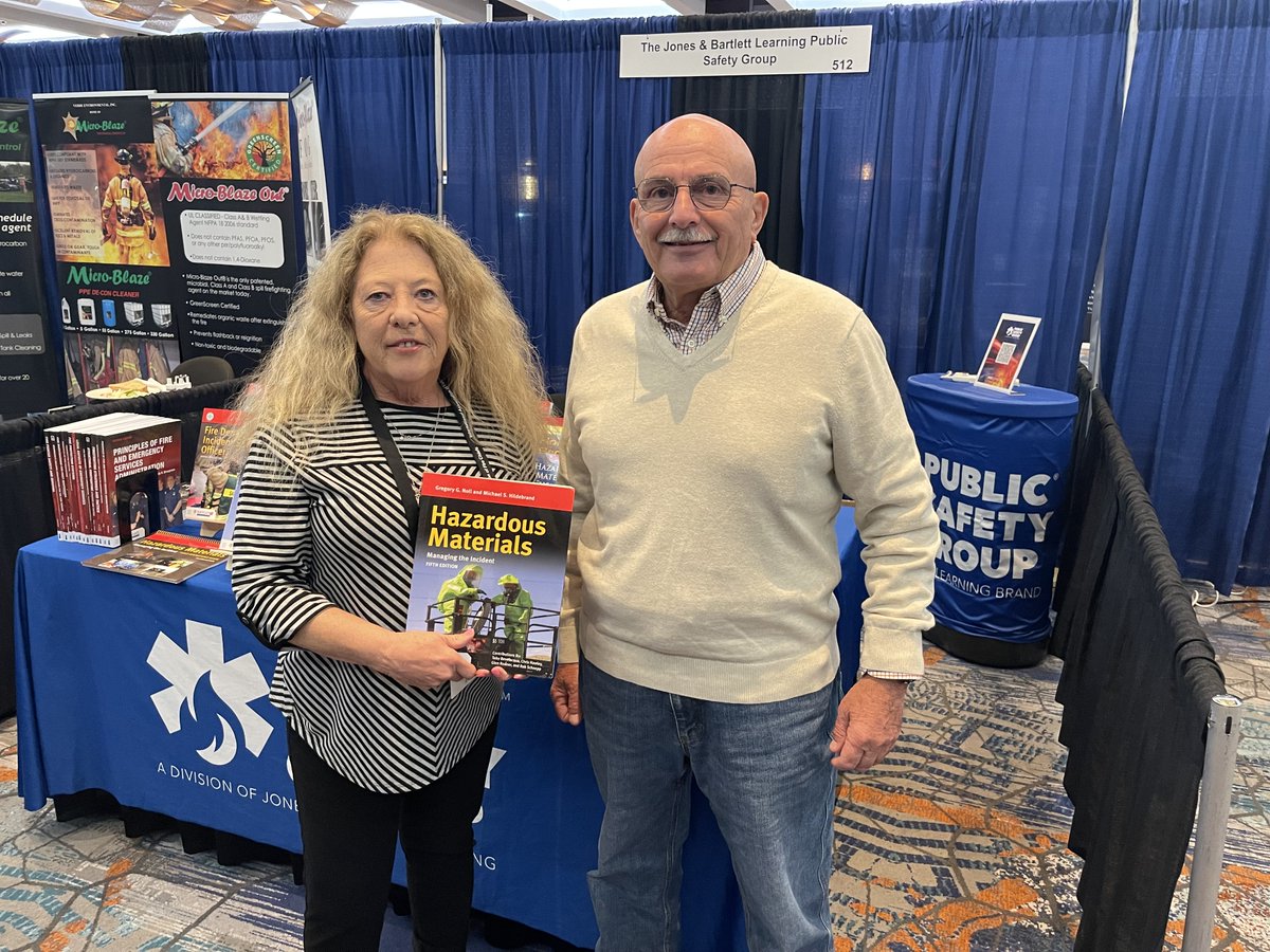 PublicSafetyGrp's tweet image. We&apos;re here in Baltimore for @IAFC&apos;s Hazmat Response Teams Conference! It&apos;s been a great event so far with great people and great conversations and learning! Thanks to everyone who&apos;s stopped by the booth so far (Michael Hildebrand &amp;amp; Toby Bevelacqua pictured here)! #HAZMAT2023