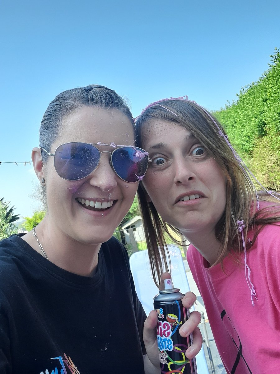 THEWelshys's tweet image. I'm The Best Girlfriend Ever What More Can She Ask For??🤣🤣

I Just Love Pranking This Little Beauty!

 #bestgirlfriend #pranks #ukfun #thewelshys #wales #welshproblems #funny #summer2023 #lgbtq #sillystring 

Check out the video link 👇✌️❤️ 

youtube.com/shorts/ALYen3H…