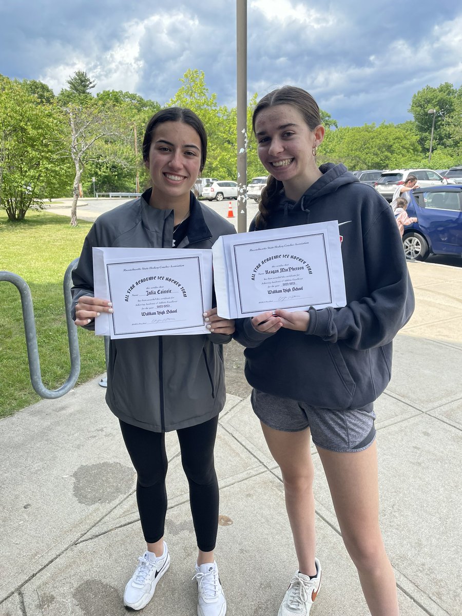 hawksgirlhockey's tweet photo. Congrats to seniors Reagan MacPherson and Julia Caissie for earning spots on the MSHCA All Star Academic Team! #HawkPride @WHawkSAthletics https://t.co/tA6ihwWVg0