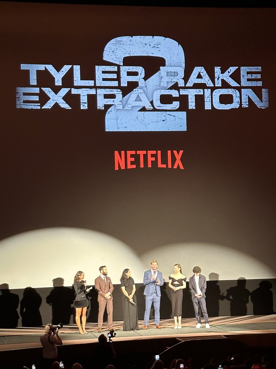 gridone's tweet image. And now: Action!  #Extraction2 #netflix #netflixde