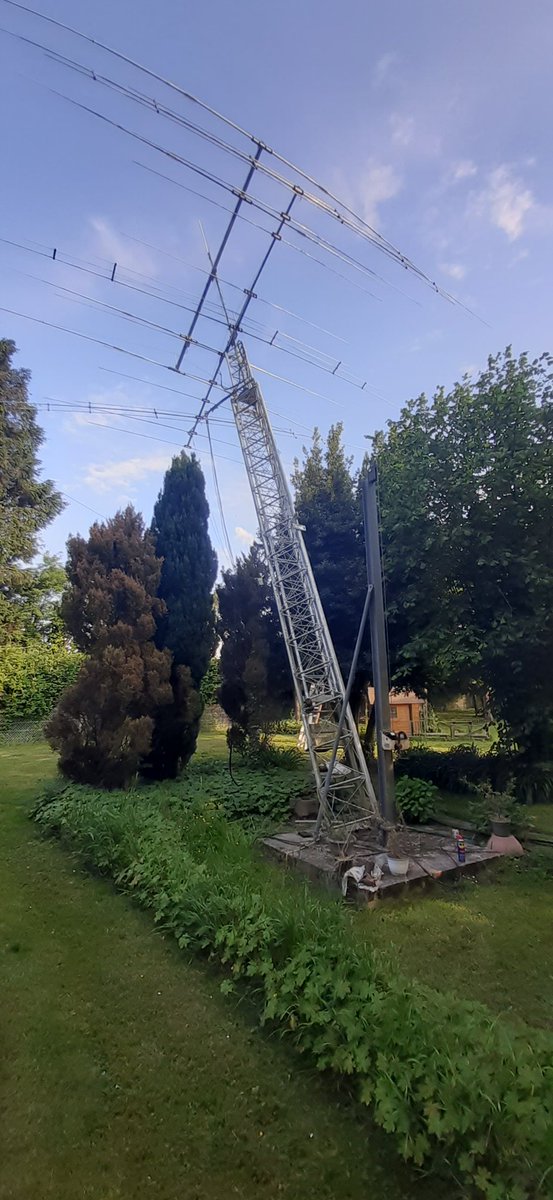F4HJOjerome's tweet photo. #optibeam maintenance #hamradio https://t.co/macdTHPm8P