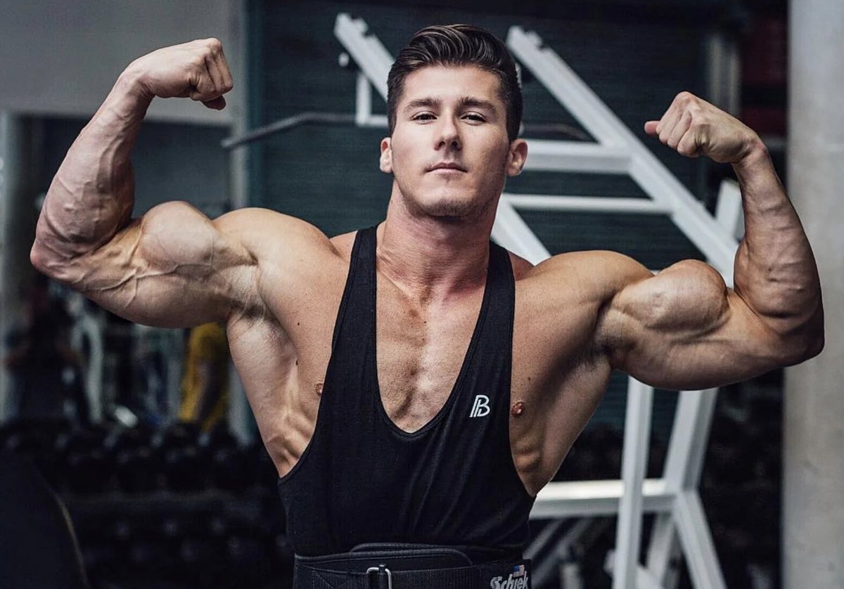 morriscode_'s tweet image. What do you think @anthony_chaffee 

Claims to have been born vegetarian and vegan for 8 years - never consumed meat…

Also claims to never have used steroids. 
Is this physique possible on a vegan diet without steroids?