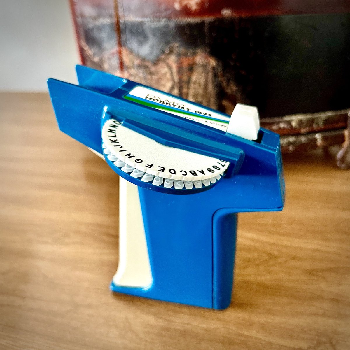 singlemanstudio's tweet image. Therapist: Any idea where your tweeting addiction started? 

Me: