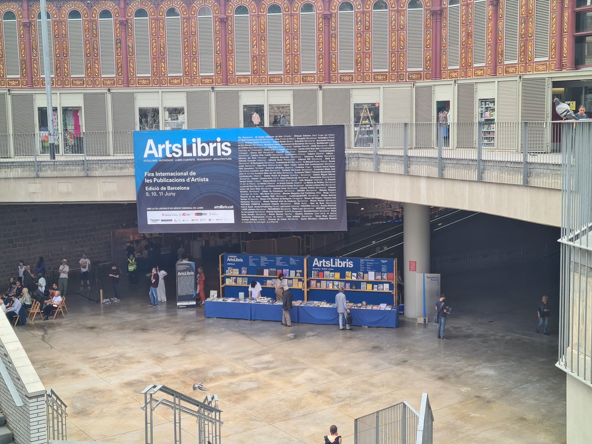 librolecturagob's tweet image. Presentes hoy en la 14 edición de @ArtsLibris Barcelona, proyecto de feria editorial especializada en publicaciones de artista, fotolibro, pensamiento contemporáneo, autoedición y publicaciones digitales.
#autoedicion #fotolibro