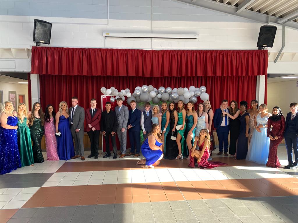 Let the DHS Prom commence! How beautiful do they all look?!!!