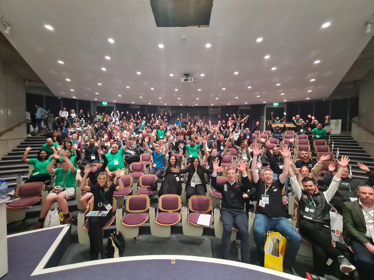 DataCeili (@dataceili) on Twitter photo And that is a wrap from the #DataCeili. Slán agus  go n-éirí an bóthar leat. (Goodbye and may road rise up to meet you) And that is a wrap from the #DataCeili. Slán agus  go n-éirí an bóthar leat. (Goodbye and may road rise up to meet you)