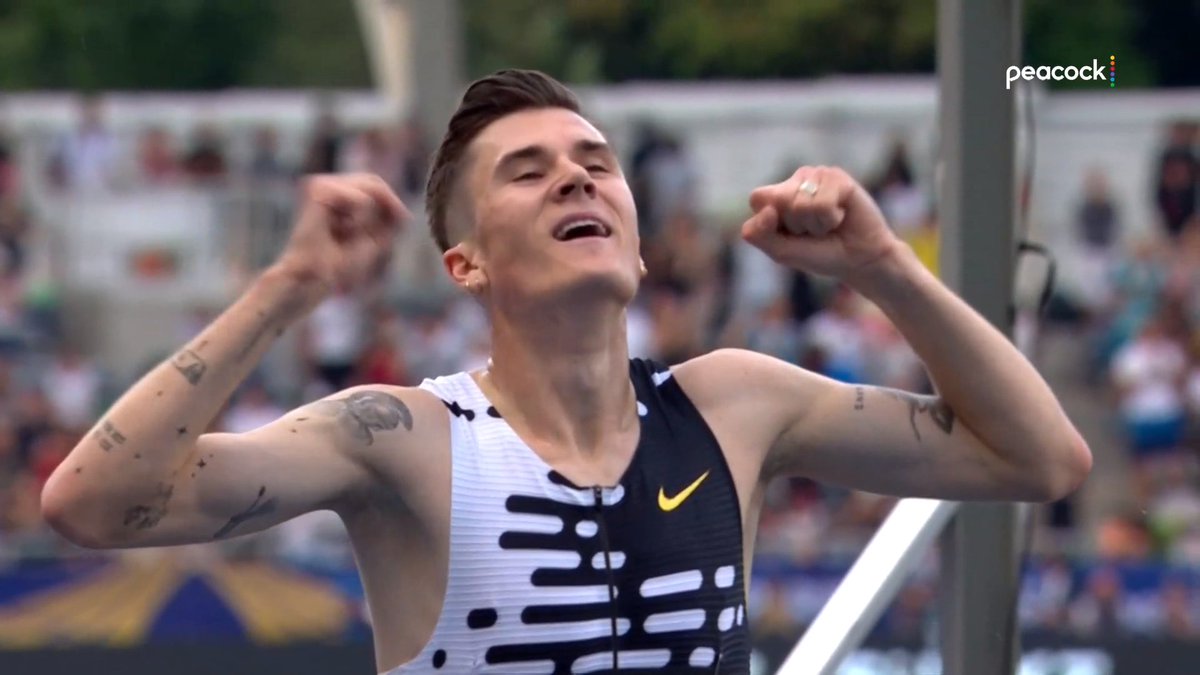 JAKOB INGEBRIGTSEN 7:54.10 FOR 2 MILES, WORLD RECORD