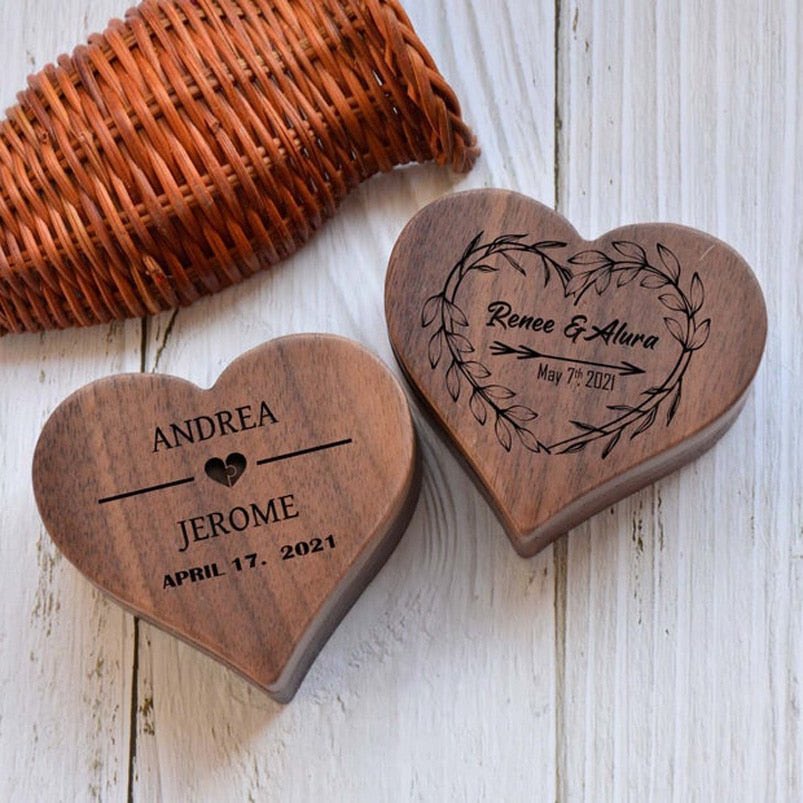 Personalized Heart Shape Wood Ring Box for Your Wedding Day❤️
#weddingringbox #personalizedweddingringbox #weddinggiftidea 

theeventladystore.com/products/engra…