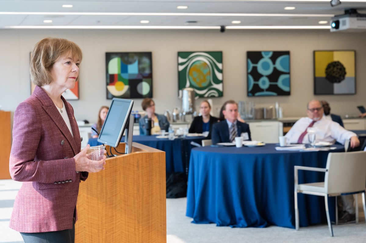 Another successful #SNACLegislativeSummit! Industry leaders met with 80+ Members of Congress advocating to protect SNAP Choice, transportation issues, and workforce priorities. <a href="/SenTinaSmith/">Tina Smith</a>, <a href="/CongressmanGT/">Glenn "GT" Thompson</a>, and <a href="/SenStabenow/">Sen. Debbie Stabenow</a> addressed SNAC members. Thank you to all who attended!