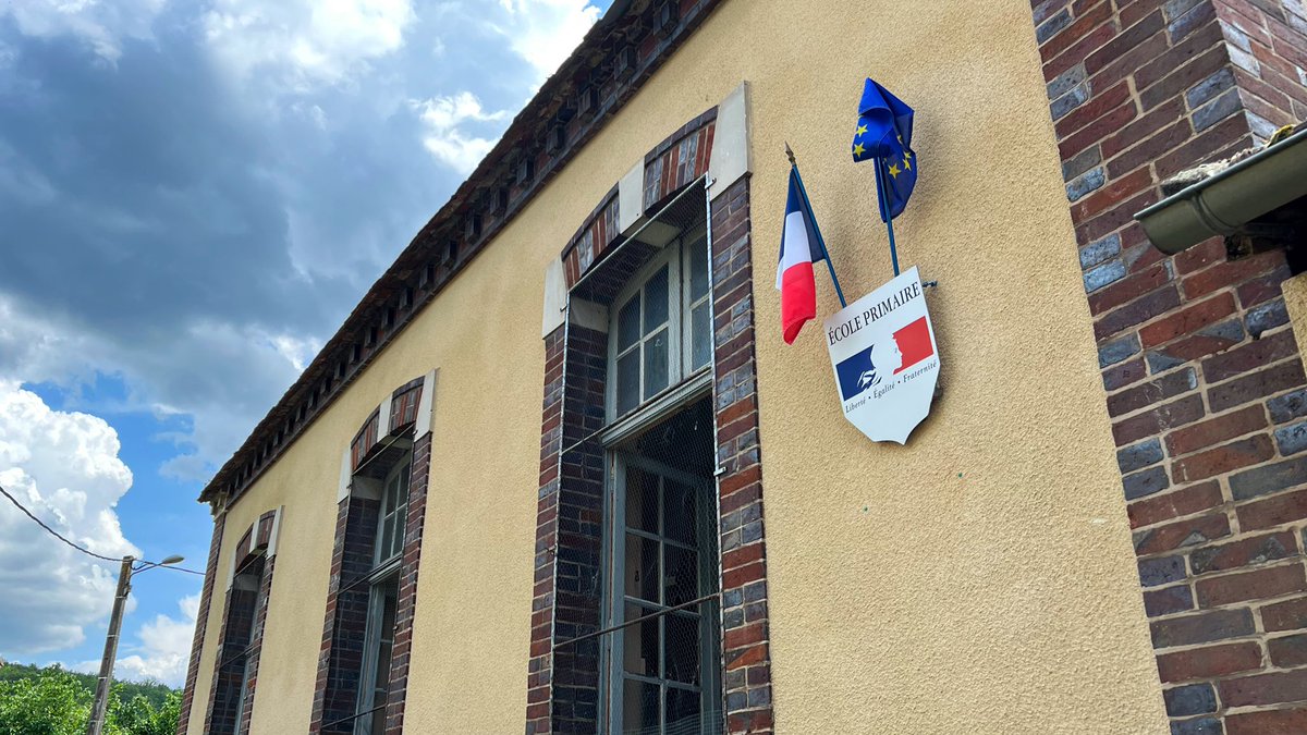 OrcelAlexandre's tweet image. Mina &amp;amp; Faustine, nos ambassadrices @OrangeBFC ont animées avec grand plaisir l’escape game #LesMagiciensDuNumérique pour les élèves de l’école élémentaire de Villevallier dans @Departement89 

Cette aventure permet de sensibiliser les plus jeunes aux risques du numérique 💻

#RSE