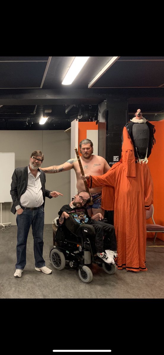 Vid 16.000 likes gör vi en säsong till.