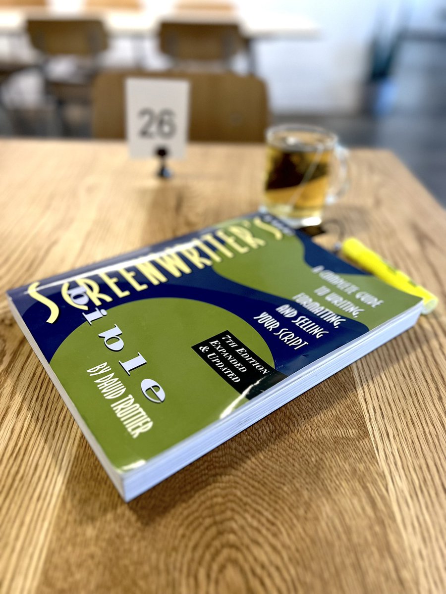 Good Morning ☁️ 🍵 

The Screenwriter’s Bible by <a href="/DRTrottier/">Dave Trottier</a>