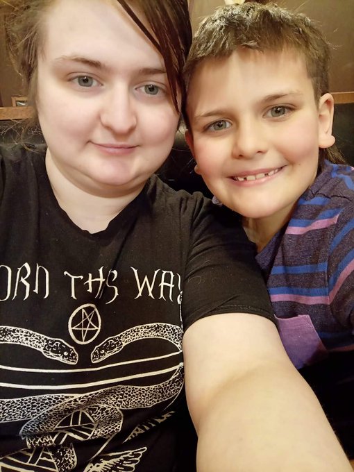 Bea - @yungblud this is my kiddo & I at your show in Feb 2021 in Lincoln NE. He sent you a letter for a school project and was waiting for a reply, but we moved school districts. If you do get the letter and want to reply, please reach out so I can give you updated details! https://t.co/XpQ7qwMdLz