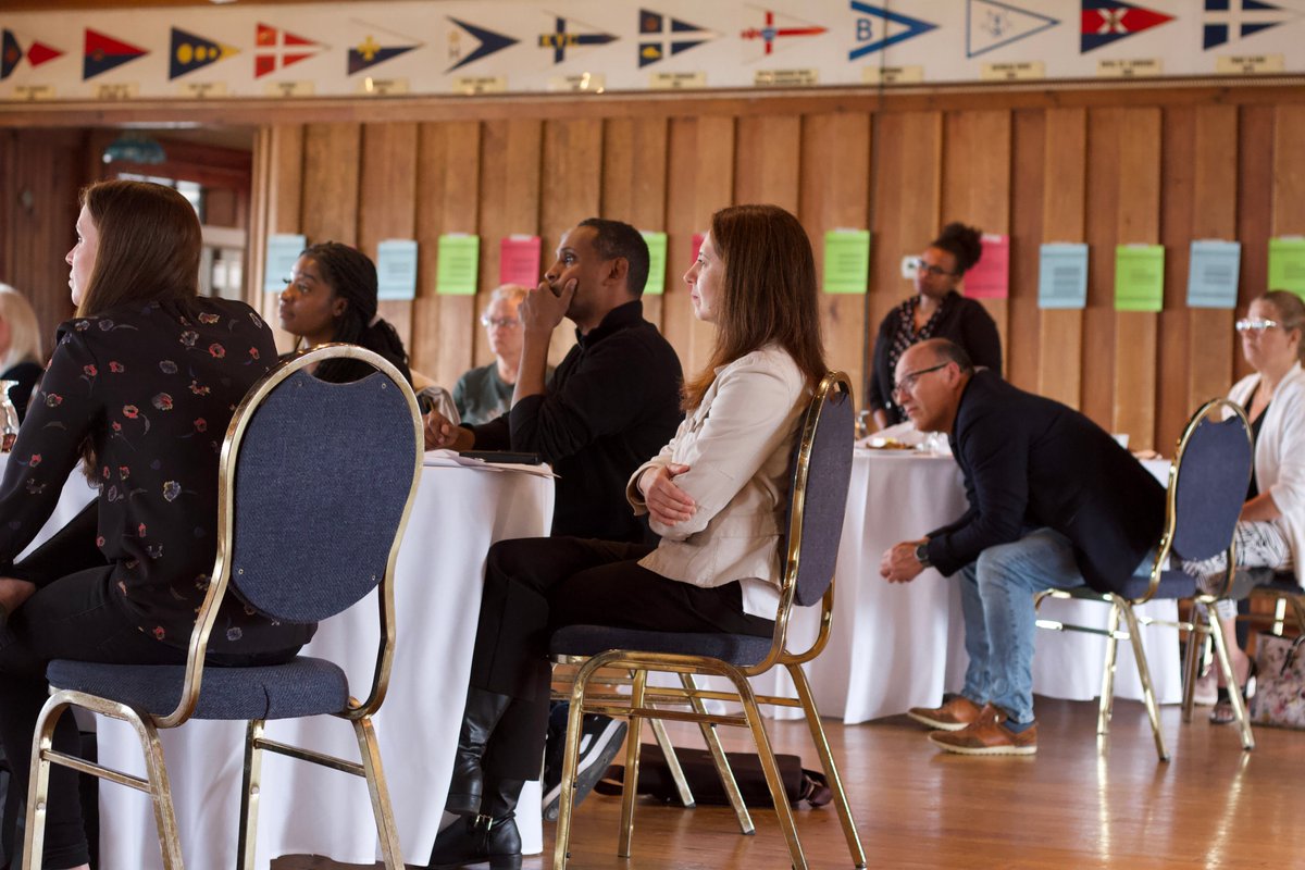 613comhouses's tweet photo. We had an amazing day with our member agencies yesterday at the OCCH Retreat! We were reminded how important it is to take the time to gather and connect. @BanffComHouse @BlairCourt1 @CaldwellOttawa @DebraDynes @PQCHC @SWCHC @CRCRR_RRCRC @CRCBV @BritanniaWoods https://t.co/lOsXrQHqa0