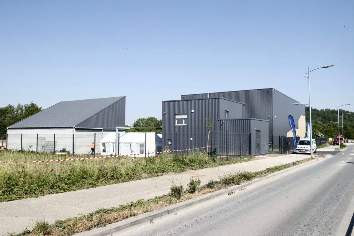 hautsdefrance's tweet photo. ✂️ Aujourd'hui, à #SaillyLabourse, la Région #hautsdefrance inaugure "Granuloé", une usine de production de granulé à partir de déchets de palettes de bois.
✅ Un projet bon pour l'emploi et pour la planète.
Cc @hautsdefranceEU @rev3 @chcoulon @beauchampsphil2 #leuropesengage https://t.co/MulALlIJeT