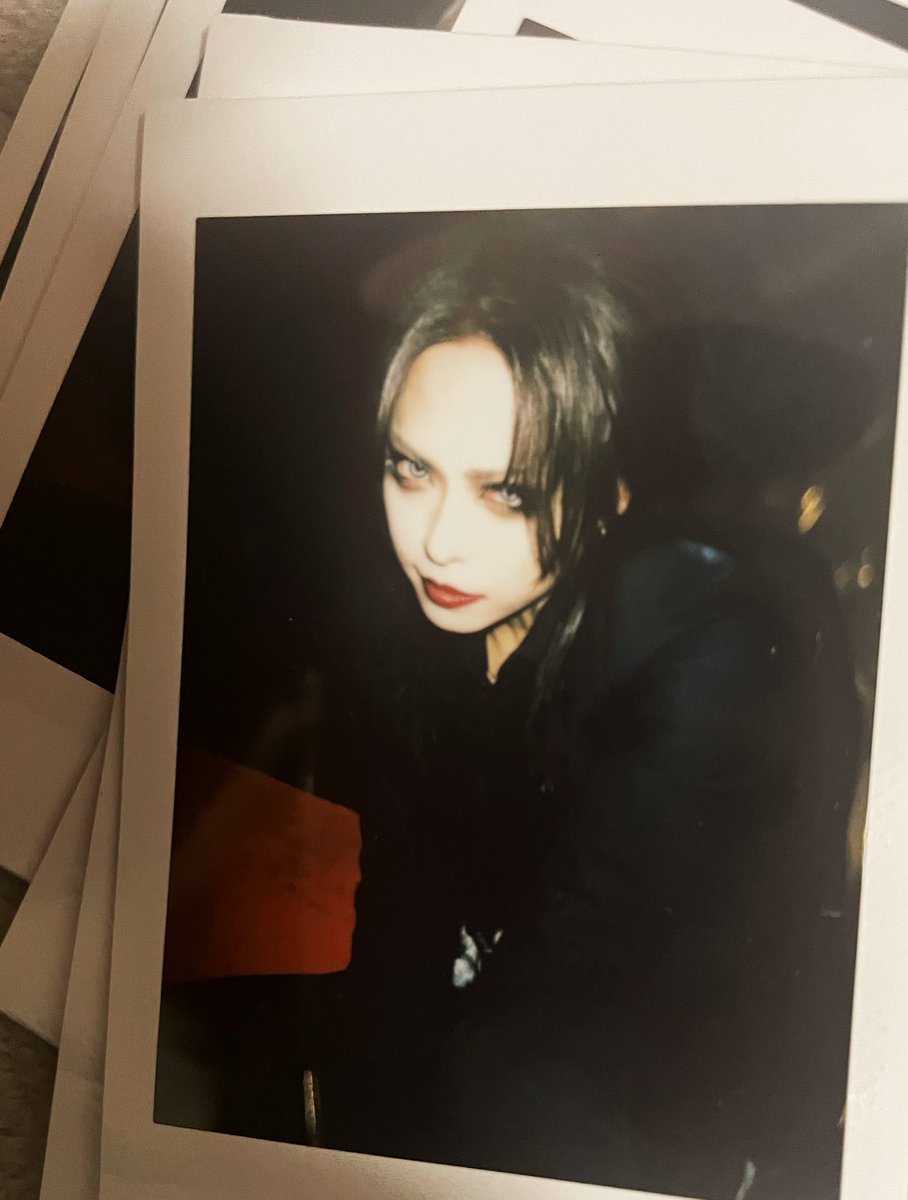 チェキ、Tシャツキャンセル分追加しました。数量

aryuofficial.base.shop