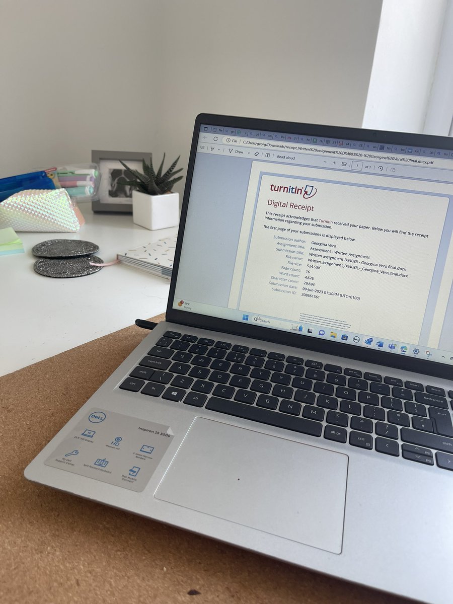 vero_georgina's tweet image. Last MSc assignment of year 2 submitted ❤️👸🦷
Happy 40th birthday to me from me …..  now the celebrations can begin 🥂
#MScDentalEducation #MScLife #WelcomeTo40 #LoveWhatYouDo