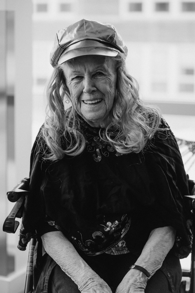 ResidenceWales's tweet photo. Today, I am starting a post series from our International Women’s Day photoshoot done by the talented Sally Faith Films! ✔️ This day was filled with laughter and costumes as we celebrated the beautiful women who live, work, visit, and volunteer here. 🤭 🤩 https://t.co/vgRRoNEl18