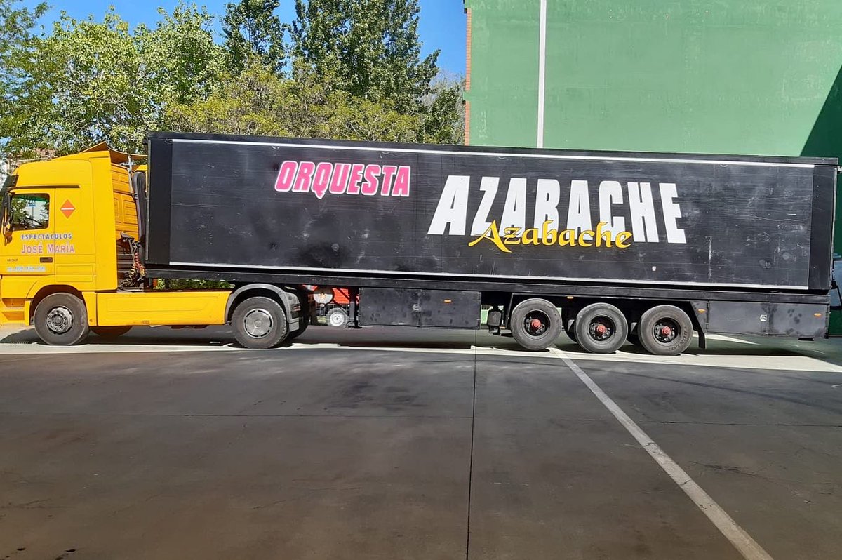 Ya está en #zamora Azabache 2023!! Ready para la fiesta de hoy en #torresdelcarrizal ❤️‍🔥❤️‍🔥❤️‍🔥❤️‍🔥❤️‍🔥❤️‍🔥❤️‍🔥 
-
#fiestasespaña #españa #orquestas #azabache2023 
#tour2023