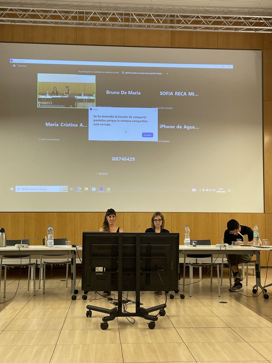 ¡Felicidades a los doctorandos y la doctora de nuestro departamento por las excelentes presentaciones de sus tesis!