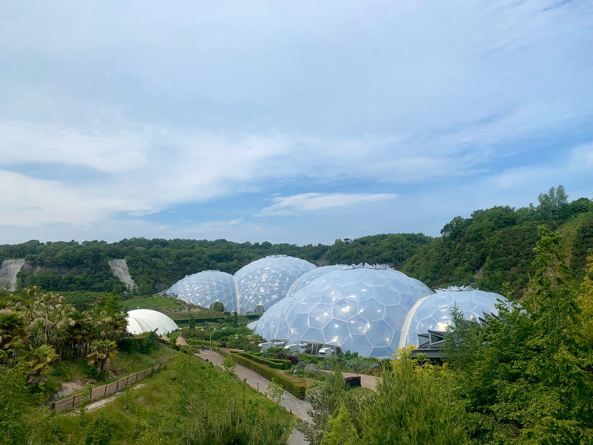 satpav's tweet photo. The @EdenProject is as fun at 32 as it was when I was 12!

Plants, trees, the world around us is so mesmerising - hopefully places like this keep inspiring people to work to save it. 

🌲🌳🌴🌱🌿☘️ https://t.co/8JJASirkwA