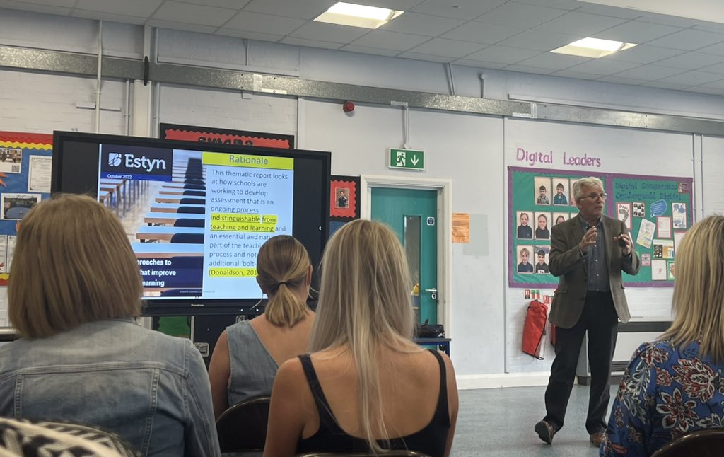 Monktonpriory's tweet photo. An inspiring afternoon with @GarethKCoombes who delivered βDeveloping high quality assessment practices in CfW - Progress over time.β Thanks to @YsgolGelliAur for hosting. #CurriculumForWales @WG_Education @SchoolsPembs #clusterwork https://t.co/yduZgIJMTz