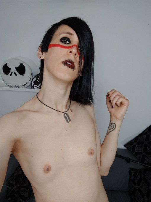 All the cool stuff is on my OnlyFaps so its 25% off now for the next 5 subs <3  Link is in my bio <3<a href="/tag/apclips"class="tags"><span>#apclips</span></a>