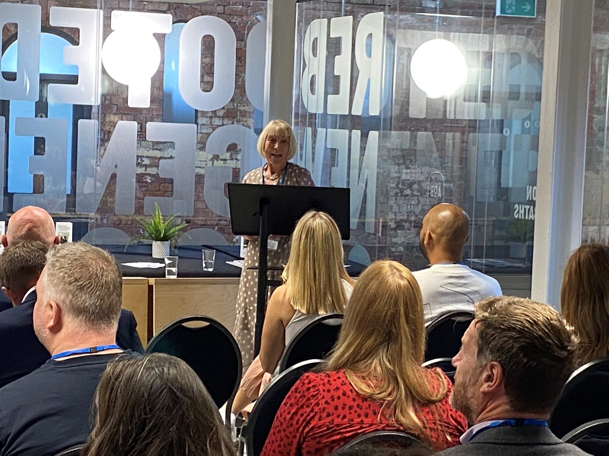 Tameside Means Business tweet media