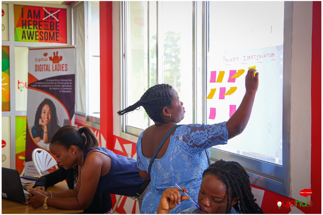 BujaHub's tweet photo. Chaque vendredi, nous nous félicitons d'avoir passé une semaine productive !! Nous vous félicitons et souhaitons de passer un excellent #weekend
#BujaHub
#Burundi
#DigitalLadies
#weekend
#Abatwip https://t.co/VzP9QE4dzD