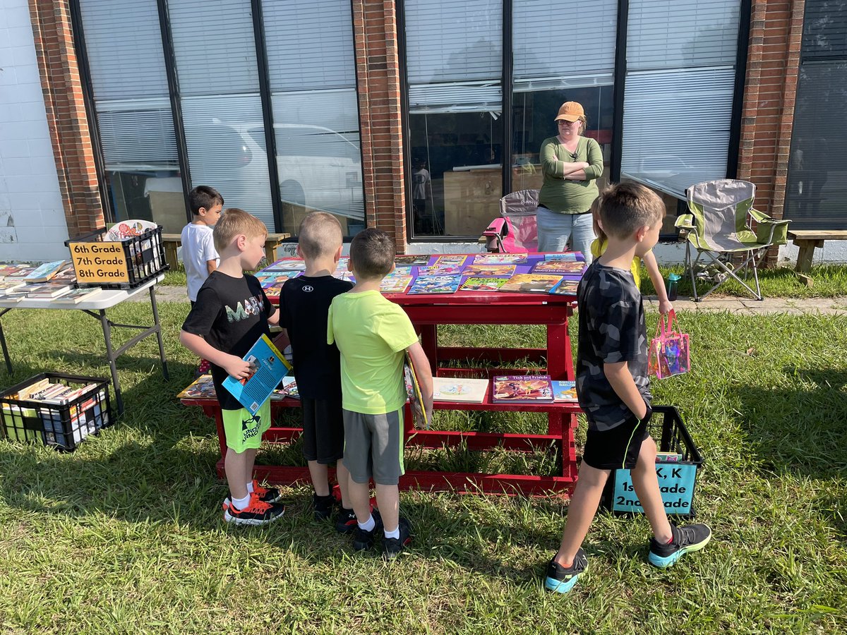 Anna Armstrong tweet media