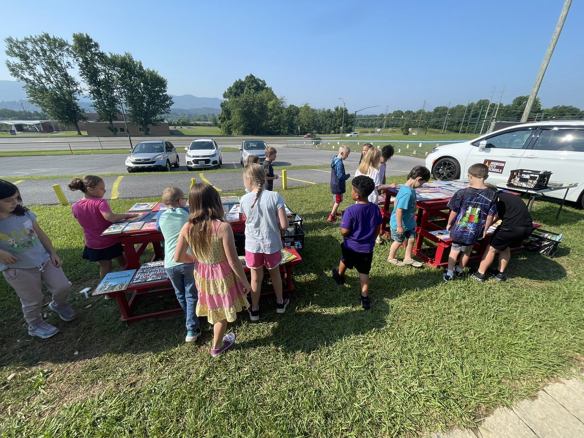 Anna Armstrong tweet media