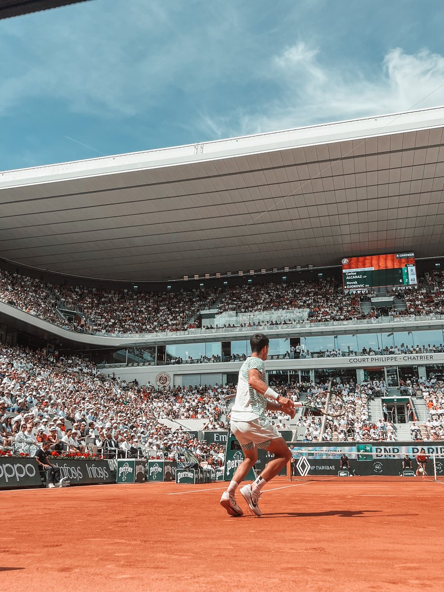 1 court, 2 légendes.
#RolandGarros