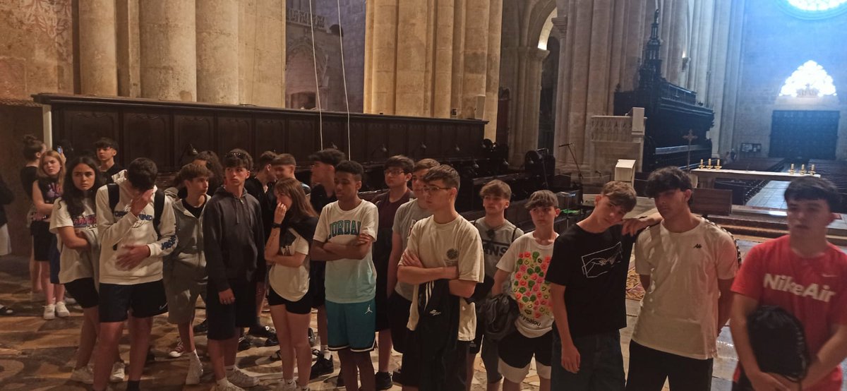 Colegio Amor de Dios tweet media