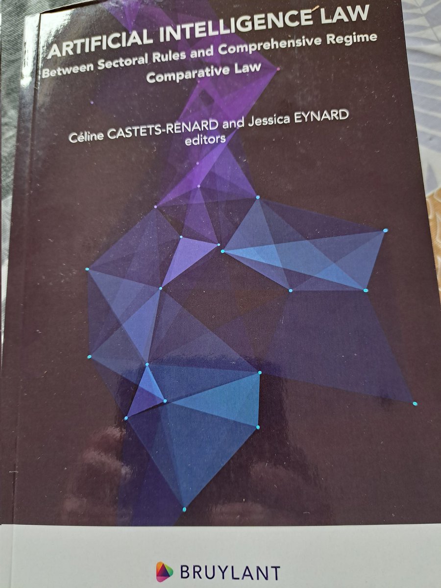 How to regulate AI? The inspiration of economic law with @TellerMarina in <a href="/CastetsRenard/">CastetsRenard (she/her)</a> and <a href="/EynardJessica/">Jessica Eynard</a> , eds, AI Law between sectoral rules and comprehensive law