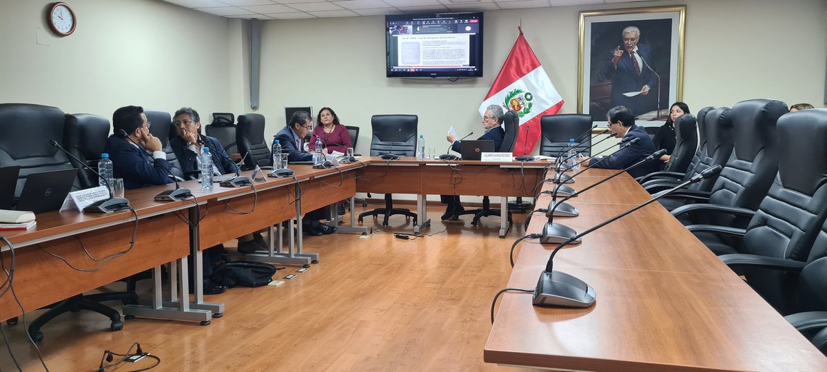 SubScp's tweet photo. 🚨#AHORA
Representantes del @MEF_Peru  @SUNATOficial se presentan en la @SubScp que preside Congresista Alejandro Aguinaga.
✅️Informar sobre DL que modifica la Ley de IGV e ISC.👇
https://t.co/MndfTBVMCW https://t.co/OH0VLAw9gK