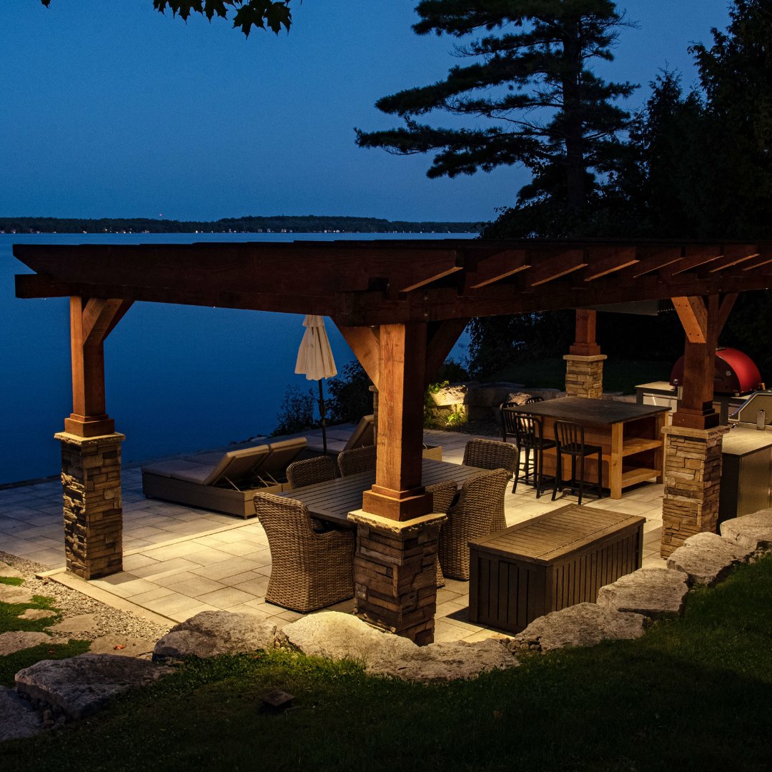 Discover how Illumicare Professional LED Lighting enhances architectural details and transforms breathtaking nightscapes from dusk to dawn with luxury tones! @OGSGreenTurf 

#LEDLighting #Hardscaplighting #Illumicaregroup #LandscapeLighting #OutdoorLighting #DuskToDawn