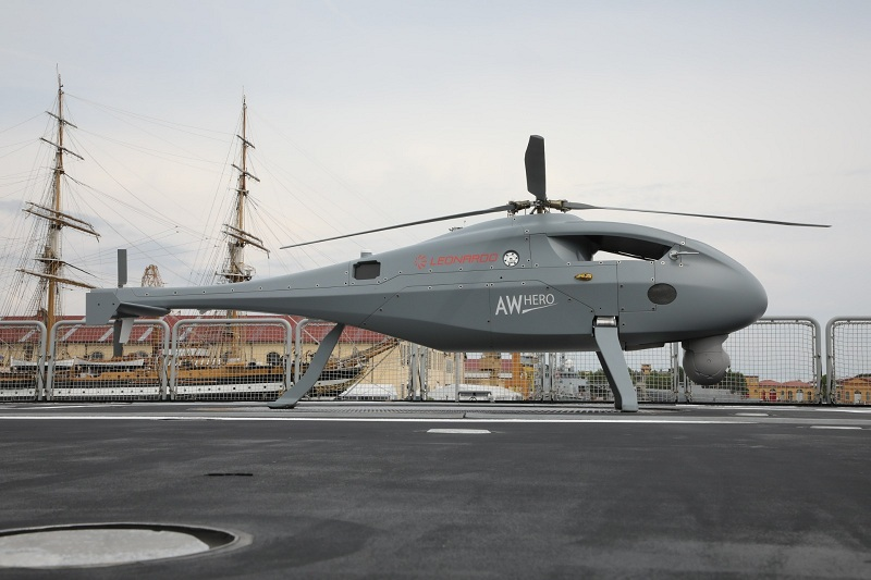 sentandoapua's tweet photo. Leonardo apresenta novas tecnologias no AWHero RUAS | Tecnodefesa - https://t.co/CI6183epyT

#aviação #militar #Leonardo #AWHero https://t.co/7jb1Ie1HHF