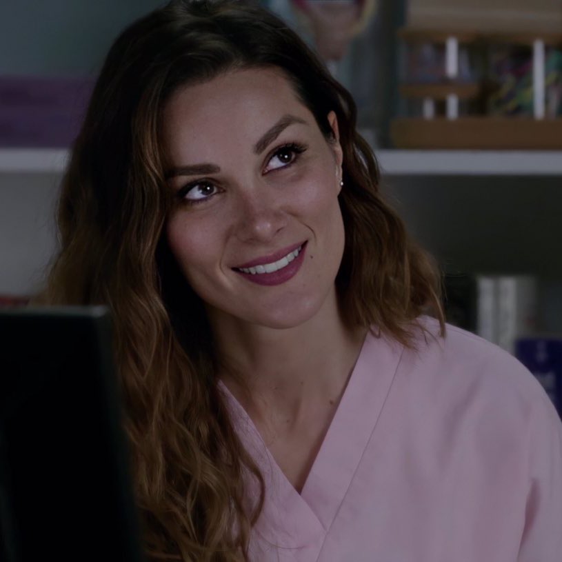 LucieStansHard's tweet photo. Likez ou commentez et je vous donne un univers sur lequel vous devez mettre vos persos favoris

J'ai eu Grey's Anatomy! 🥰 J'avoue c'était un peu compliqué bc women >>>> (Carina DeLuca, Arizona Robbins, Lexie Grey, Amelia Shepherd) https://t.co/gBamKdGvws