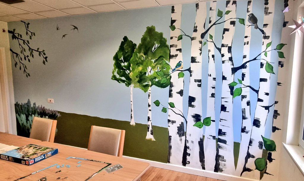 Last month we were excited to have a wonderful artist come to the ward and paint this beautiful mural on our art room wall. Thanks to <a href="/Raising_Health_/">Raising Health</a> for the funds to creat such a therapeutic environment for our patients. 

@BradgateUnit <a href="/BmhuNewsletter/">BMHU Newsletter</a>